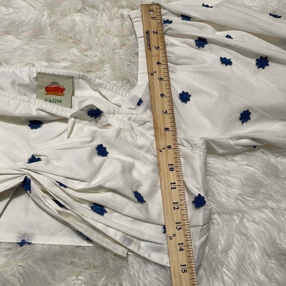 FARM Rio White and Blue Puff Sleeve Crop Top - Picture 4 of 9